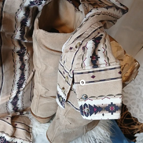 COWGIRL: Western Shirt - Picture 12 of 16